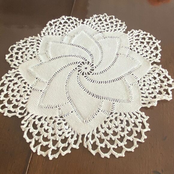 Beige Pinwheel Crochet Lace Doily Tablecloth Home Decorative Placemat 12" - Picture 7 of 7